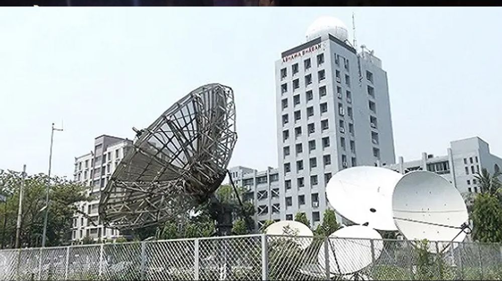 বৃষ্টির সম্ভাবনা থাকলেও কমবে না গরম