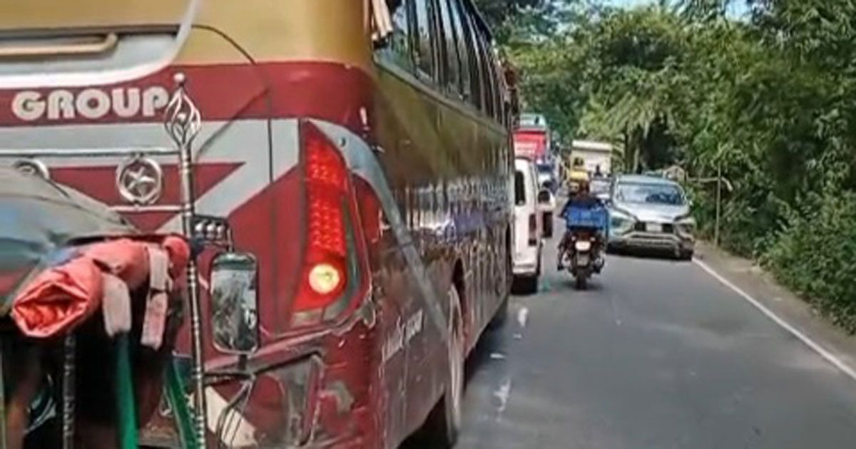 রাজৈরে বাস-মাহিন্দ্রা সংঘর্ষে কিশোরী নিহত, আহত ৪