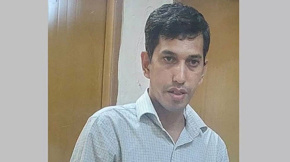 সাইকেলের প্যাডেল দিয়ে নারী চিকিৎসকের মাথায় আঘাত, যুবক আটক