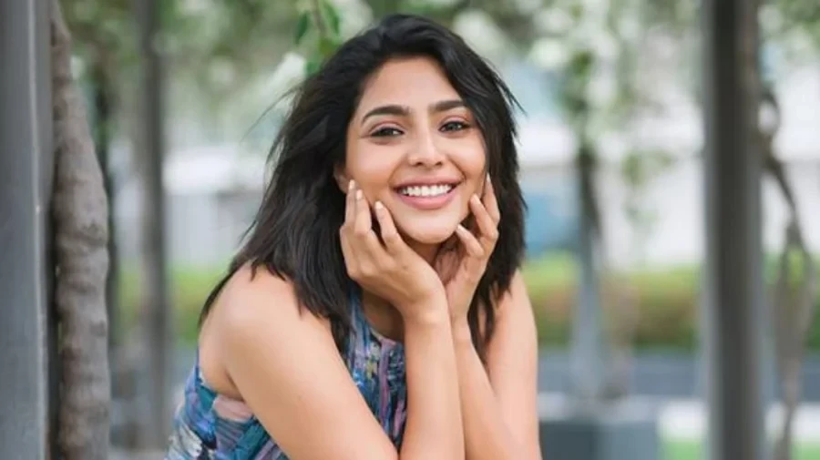 ইনস্টাগ্রাম ছেড়ে মানসিক স্বস্তিতে ঐশ্বরিয়া লক্ষ্মী